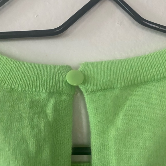 J. Crew Gentle Clover Green Featherweight cashmere-blend cropped sweater shell - Picture 7 of 8